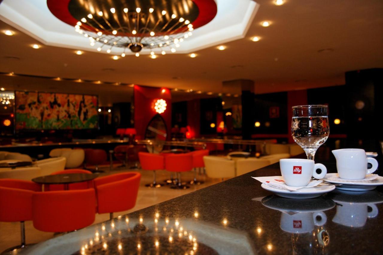 Hotel Aro Palace Brasov Exterior photo Lobby